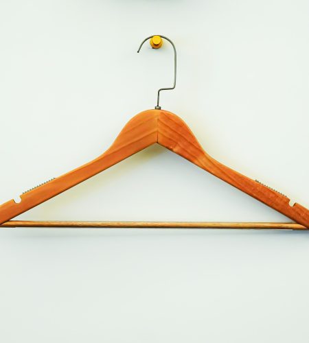 clothes-hanger-5905257_1920